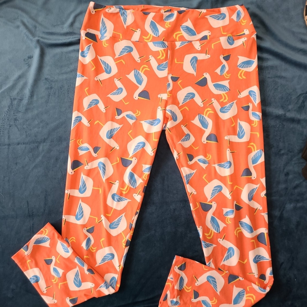 LuLaRoe Tall and curvy leggings